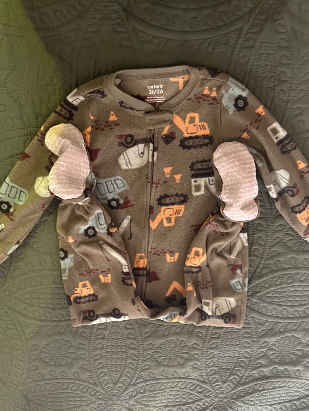 Toddler clothing bundle - Picture 3 of 5